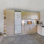 Kerrin - 1km From The Sea By Interhome *