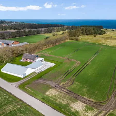 Kerrin - 1km From The Sea By Interhome
